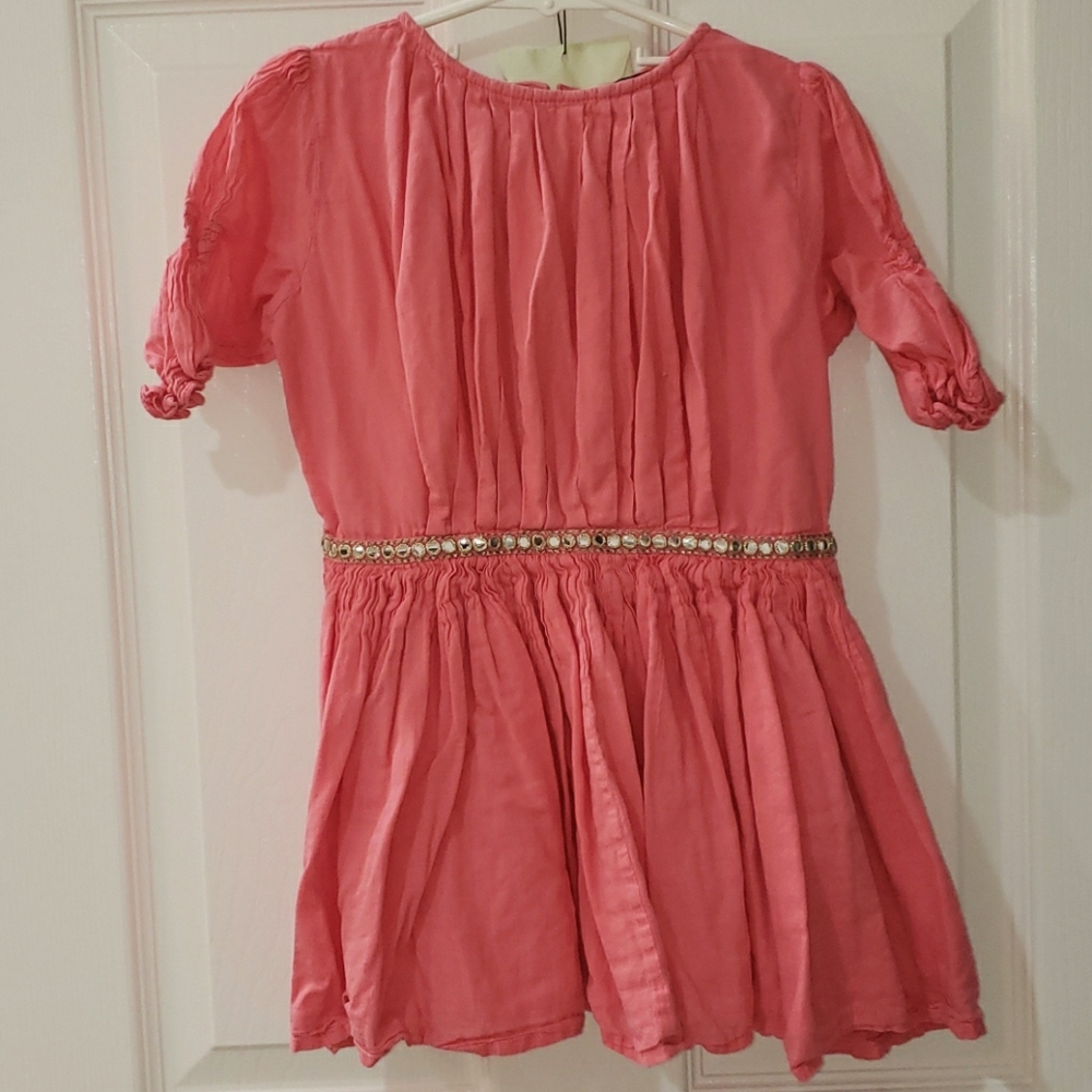 Girls dress
